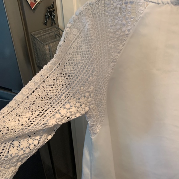 Jodifl lace arm a line‎ tunic. Worn twice. Very good condition - Picture 5 of 6